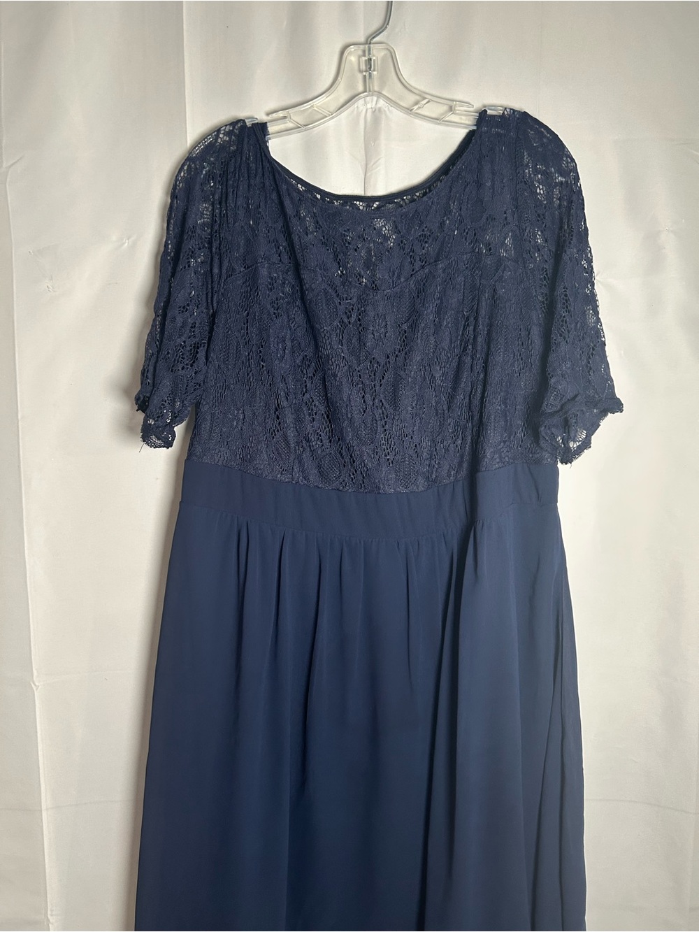 Lace Bodice Midi Dress in Navy